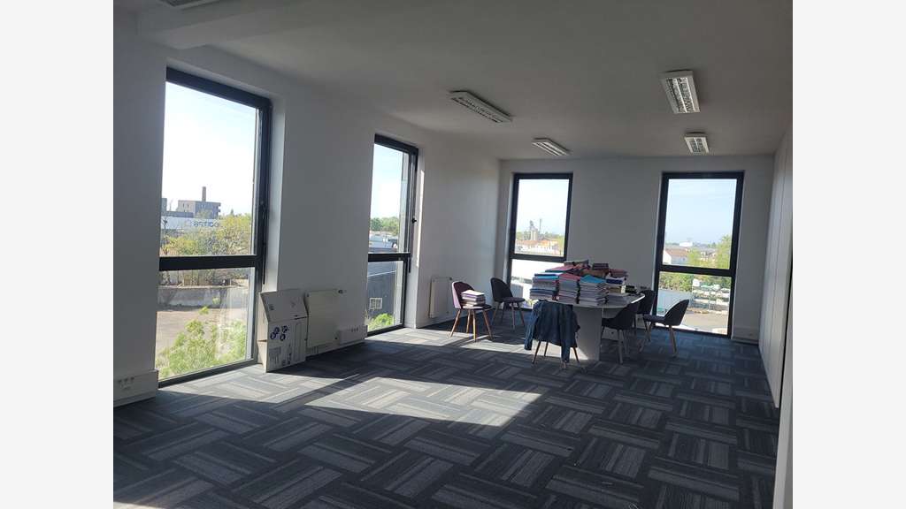 A vendre bureaux 134,19m² Saint Sébastien/Loire