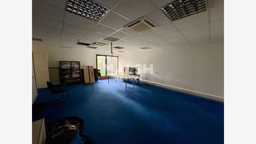 Vente bureaux 753m² à Saint Symphorien sur Coise