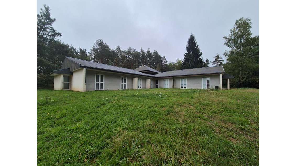 CORREZE - Local commercial Saint Yrieix Le