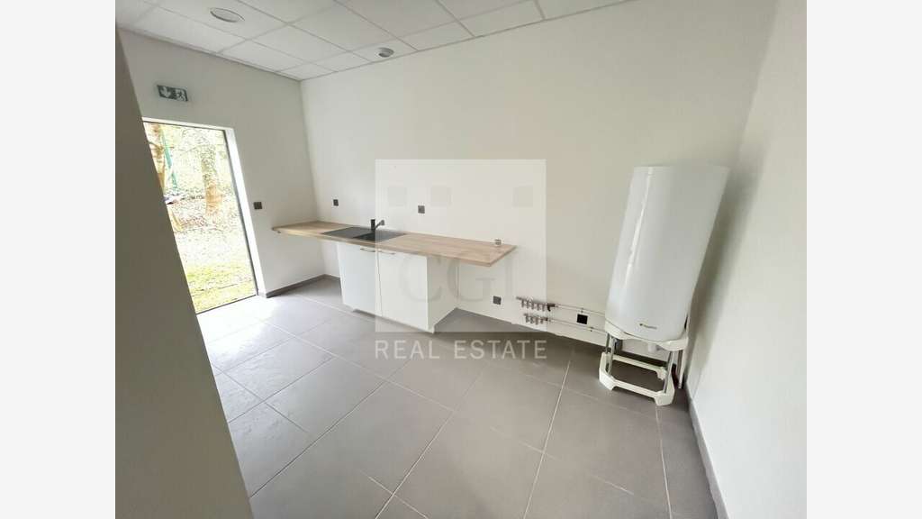Bureaux neufs 167m² à vendre à Sainte-Foy-lès-Lyon