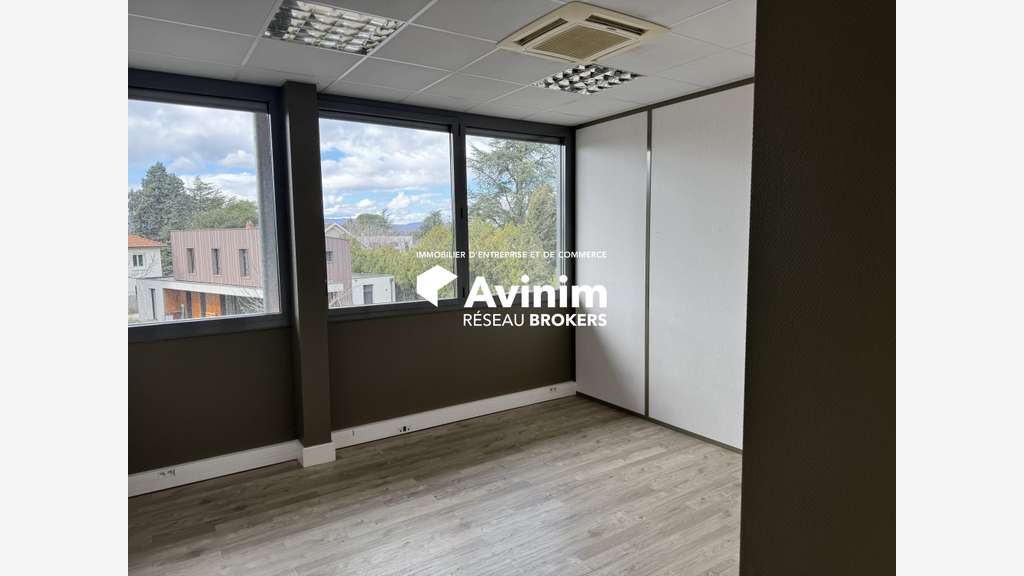 Vente très beaux bureaux à Sainte Foy Les Lyon