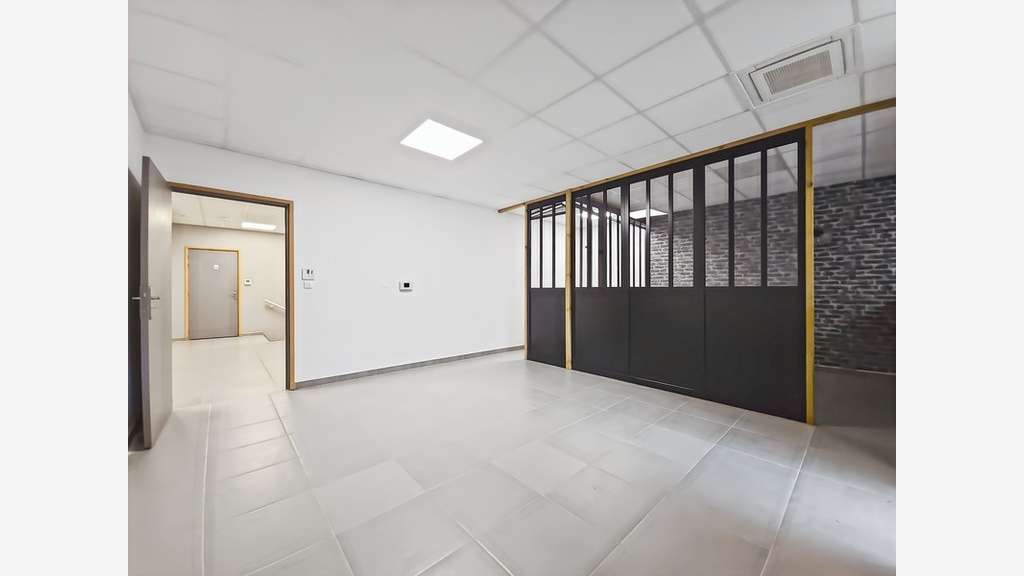 Ab bureaux 342m² Sarrola-Carcopino Baleone centre