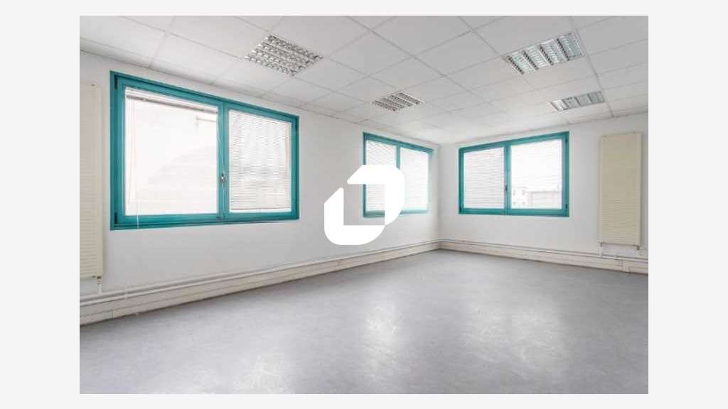 Vente Bureaux 136m² Savigny le temple