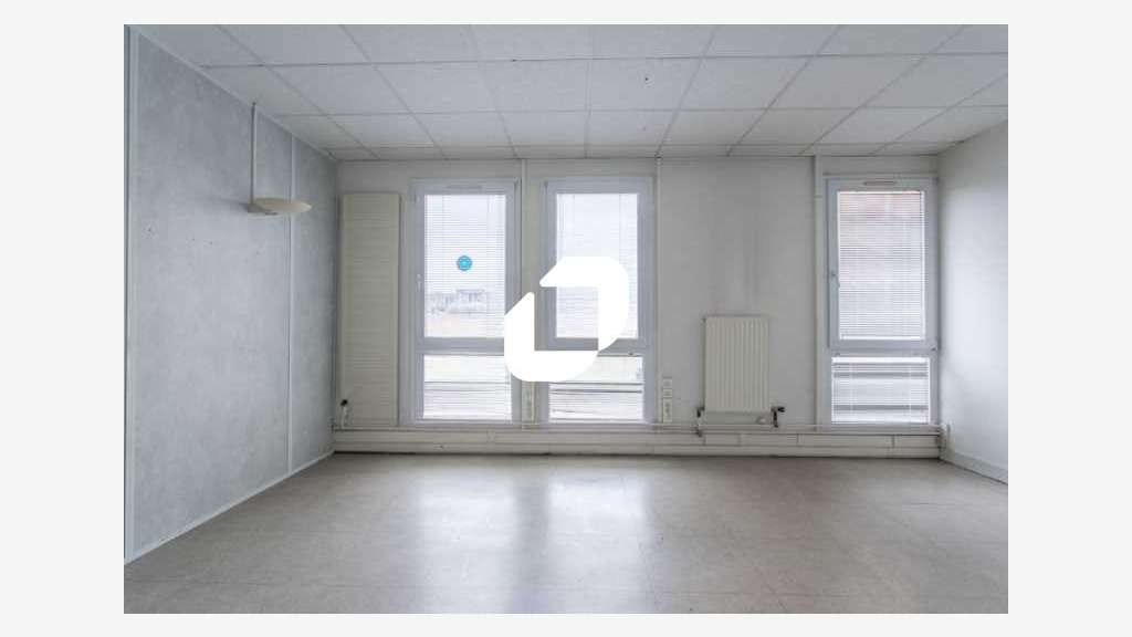 Vente Bureaux 136m² Savigny le temple