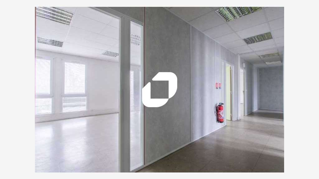Vente Bureaux 136m² Savigny le temple