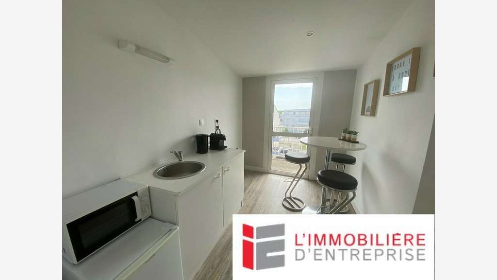 Vente plateau de bureaux 56m² R+3 à Séné