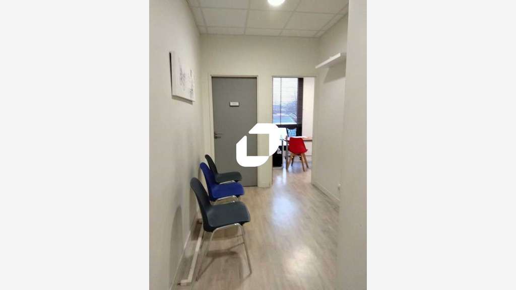 Vente Bureaux 60m² Serris