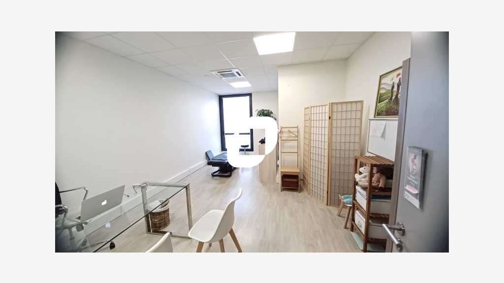Vente Bureaux 60m² Serris