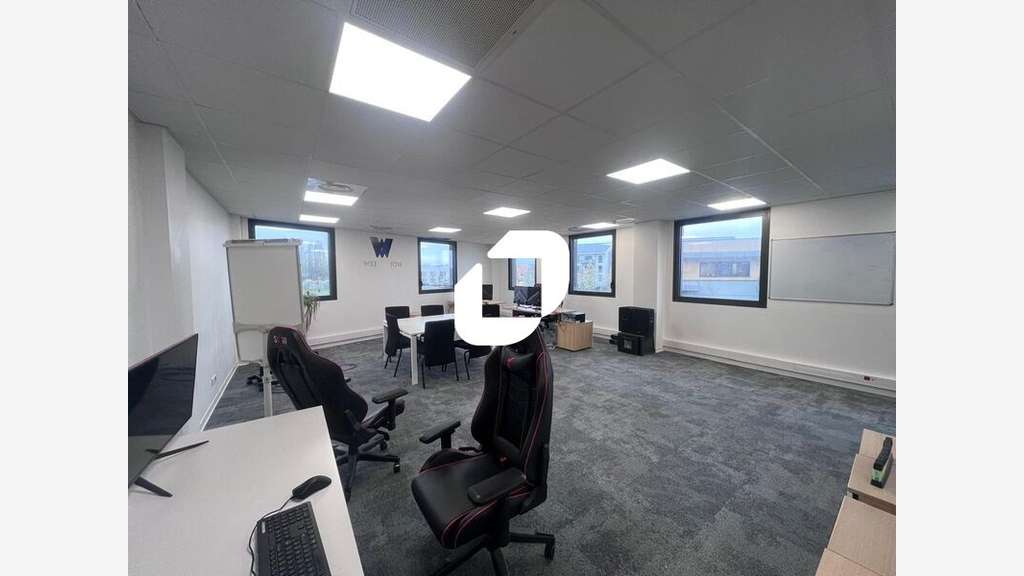 Vente Bureaux 88m² Serris