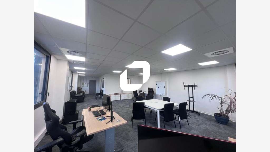 Vente Bureaux 88m² Serris