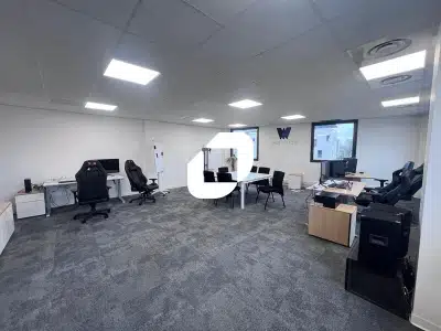 Vente Bureaux 88m² Serris