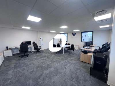 Vente Bureaux 88m² Serris