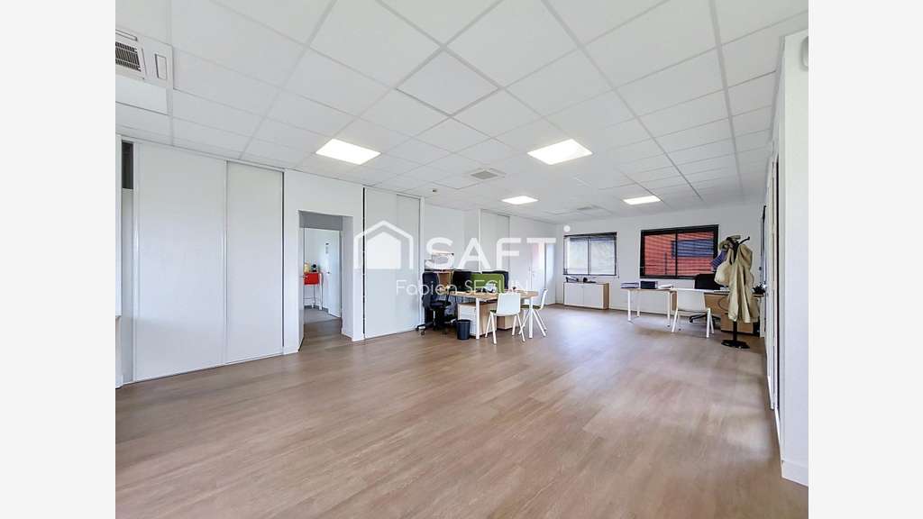 Vente bâtiment bureaux de 105m² à Sèvremoine
