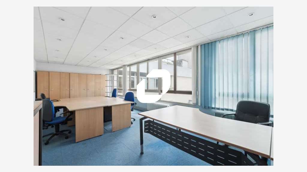Vente Bureaux 245m² Sevres
