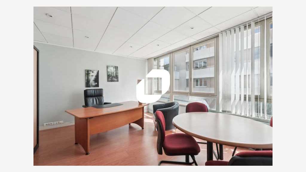 Vente Bureaux 245m² Sevres