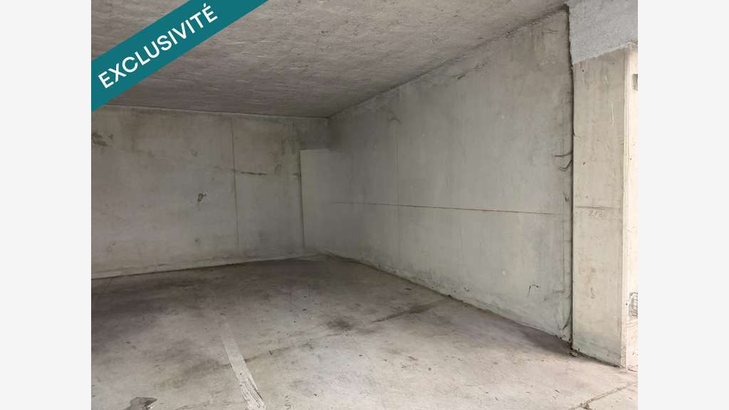 Cède cabinet médical de 37m² à Simiane-Collongue