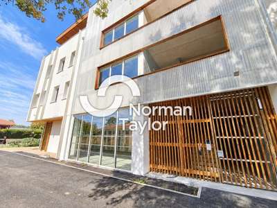 Bureau neuf de 65m² à vendre à Hossegor Pédebert