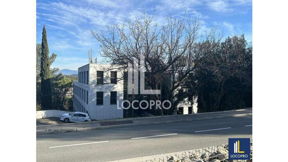 Vente bureaux 134m² RDC à Sophia-Antipolis