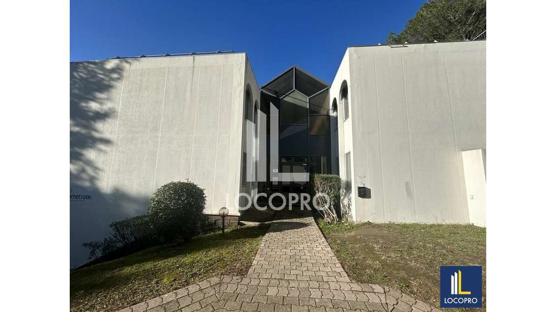 A vendre bureaux Route des Lucioles, à Valbonne