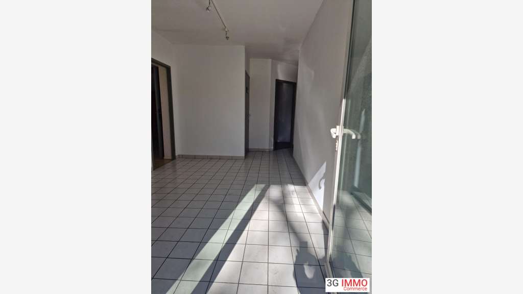 Vente bureaux 120m² à Soual