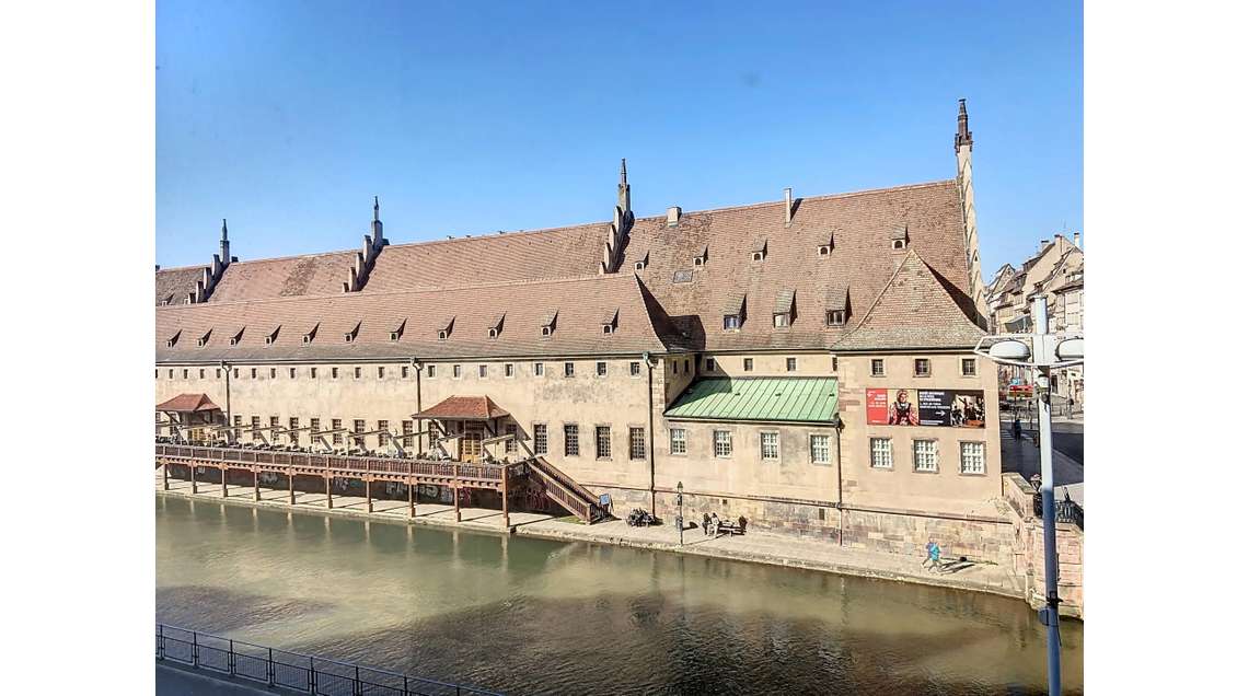 Beaux locaux 261m² Strasbourg, Place du Corbeau 