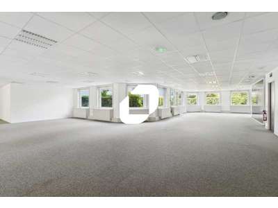 Vente Bureaux à Suresnes