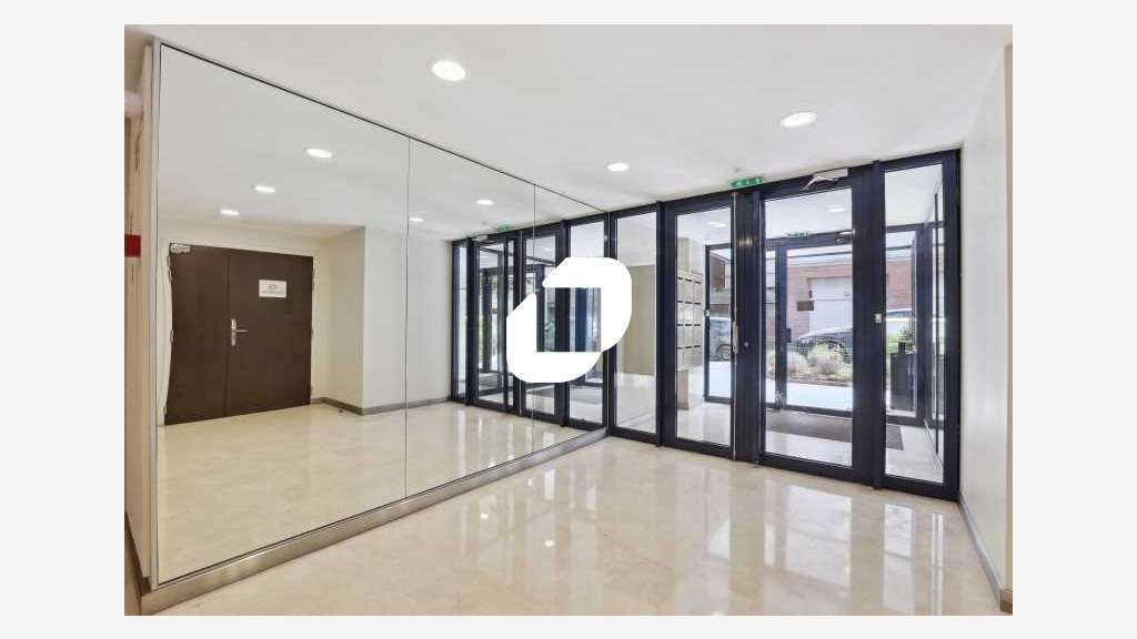 Vente Bureaux 311m² Suresnes