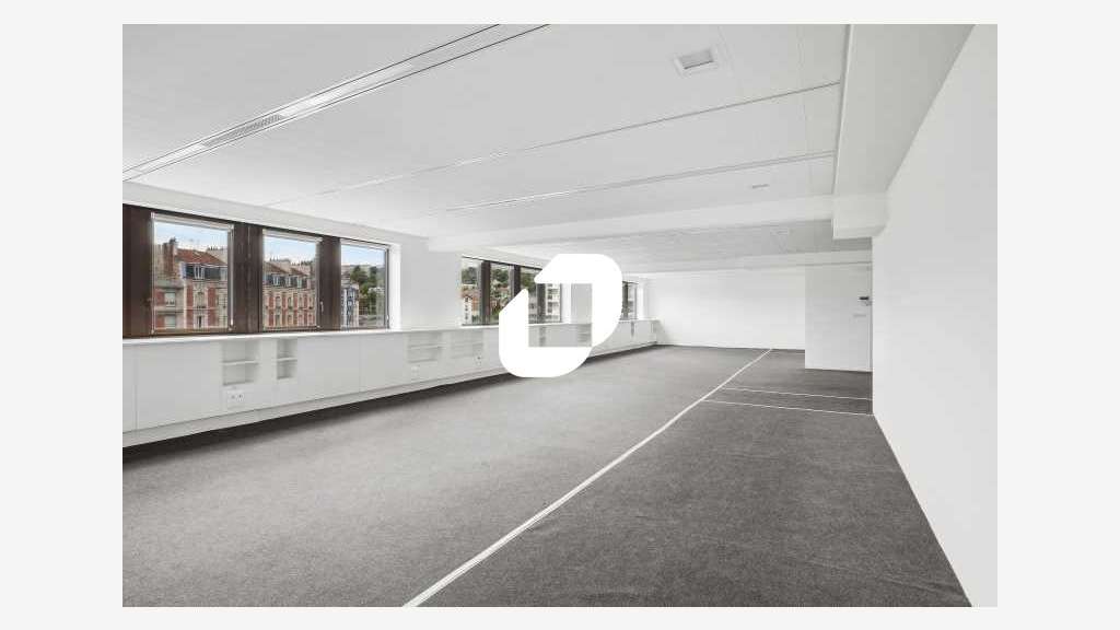 Vente Bureaux 288m² Suresnes