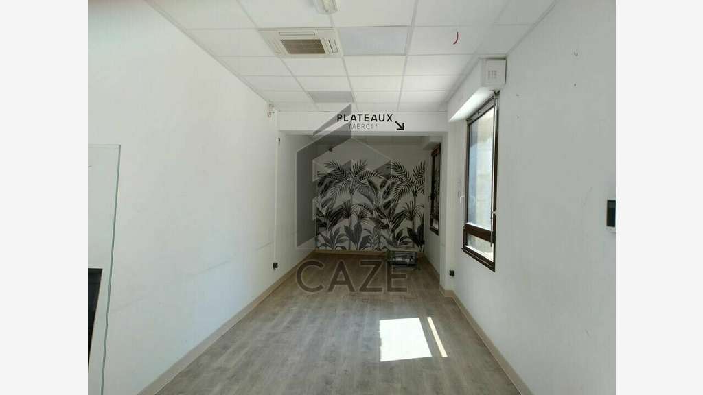 Bureaux de 161m² à vendre en RDC et R+1 à Talence