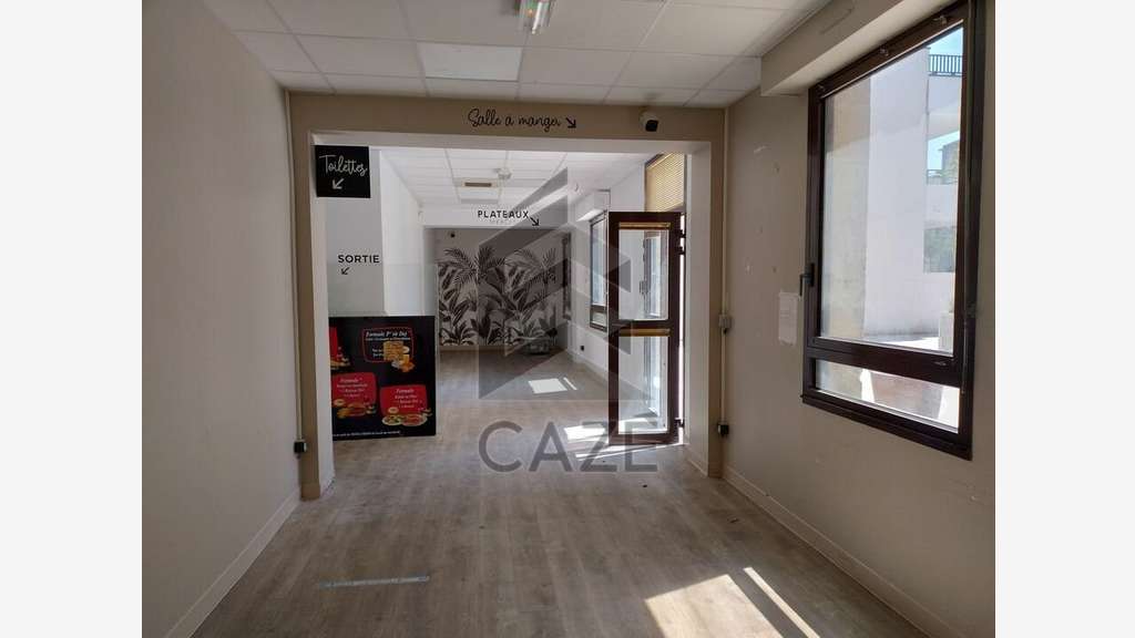 Bureaux de 161m² à vendre en RDC et R+1 à Talence