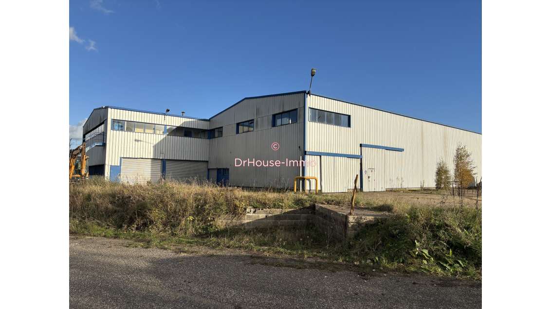 Locaux d'activité 3300m² à vendre à Tancarville
