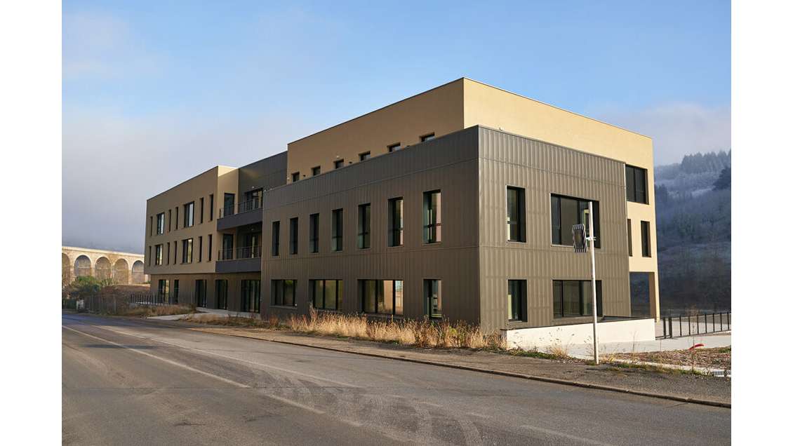 Vente bureaux de 34 000m² à Tarare empl N°1