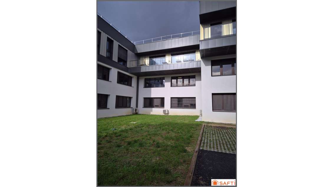Bureaux neufs 147m² à vendre à Tassin-le-Bourg
