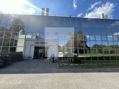 A louer bureaux de 218m² à Tassin-la-Demi-Lune