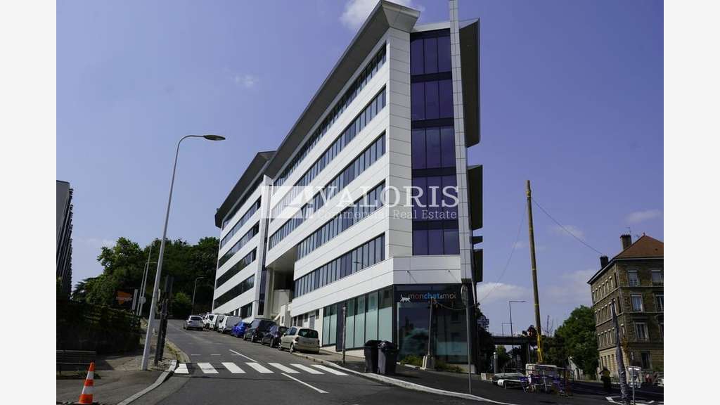 Superbes bureaux à vendre à Tassin-la-Demi-Lune