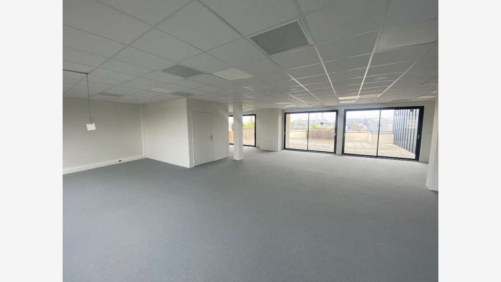 Bureaux de 425m² à vendre à Lyon Techlid