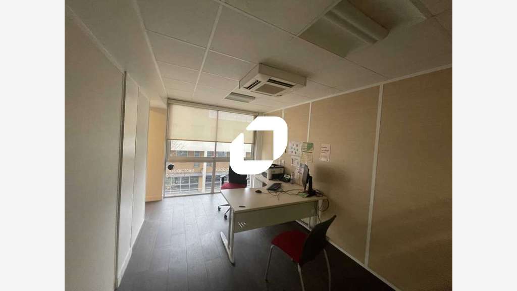 Vente Bureaux 770m² Torcy