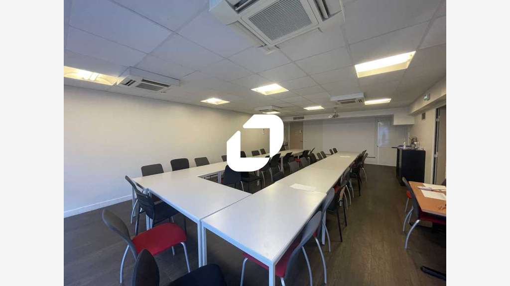 Vente Bureaux 770m² Torcy