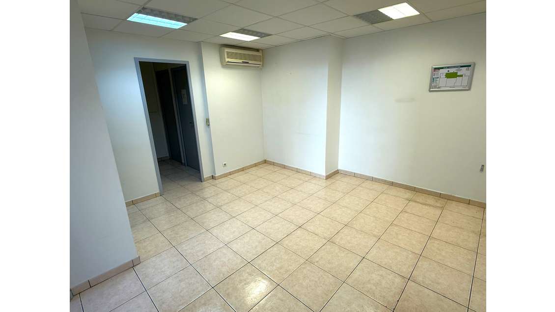 Vente bureaux 103m² à Toulon au Mourillon 