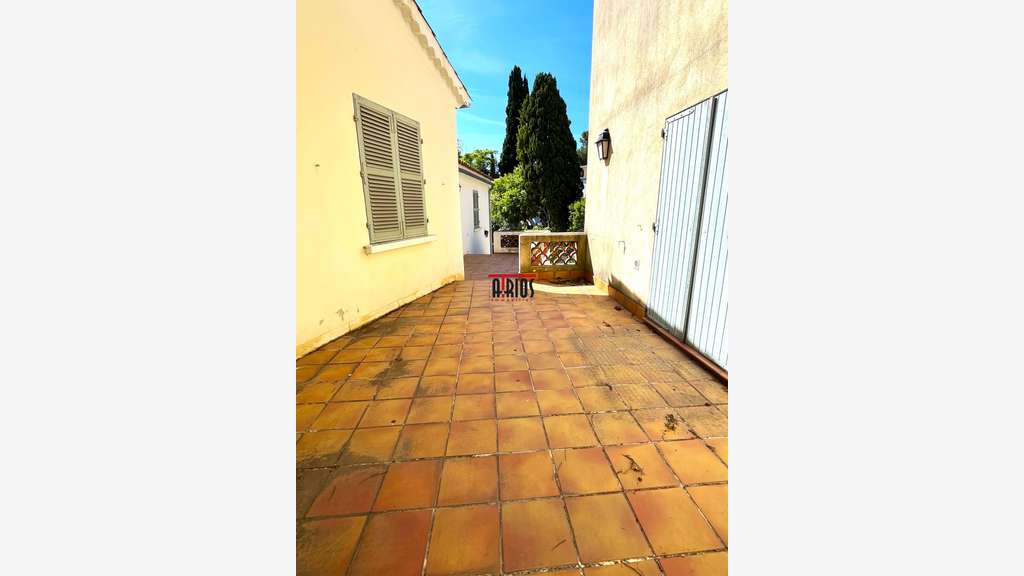 Vente bureaux 1000m² à Toulon Sainte-Musse