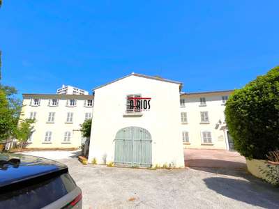 Vente bureaux 1000m² à Toulon Sainte-Musse