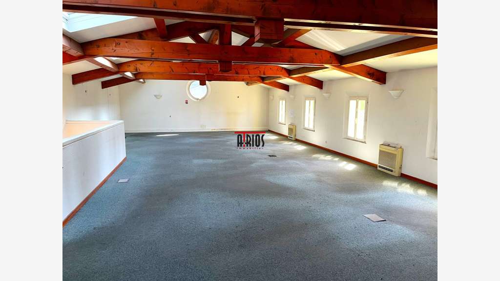 Vente bureaux 1000m² à Toulon Sainte-Musse