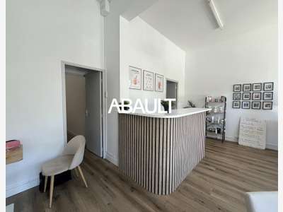 Vente local commercial lumineux de 55m² à Toulouse