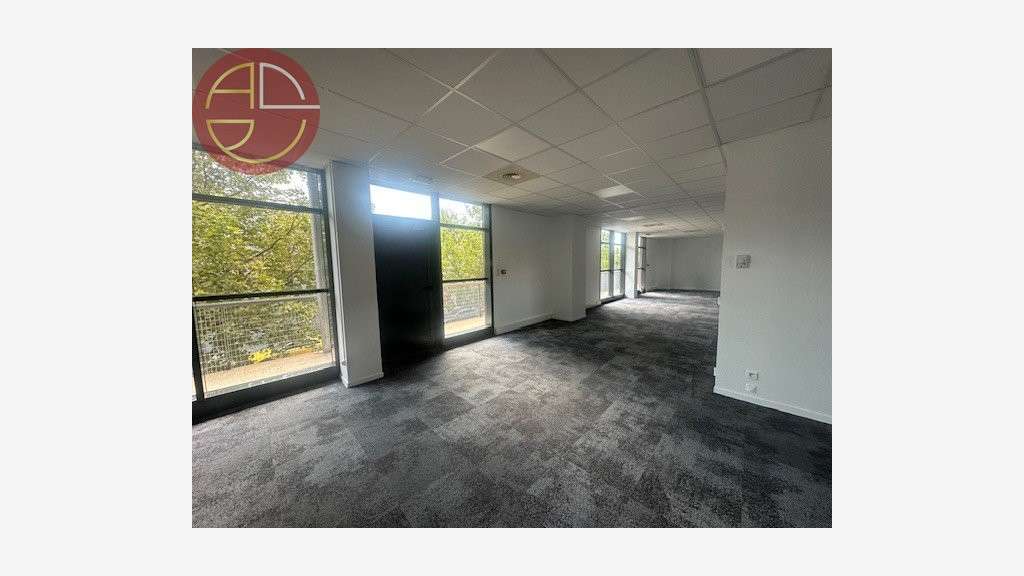 AV bureaux 298m² lumineux Toulouse Sud-Ouest