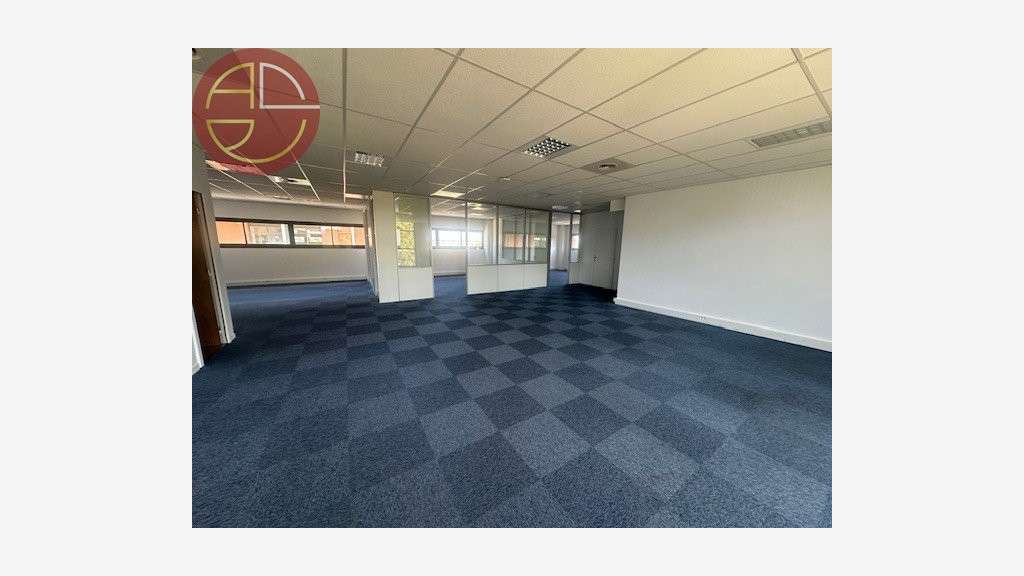 AV bureaux 298m² lumineux Toulouse Sud-Ouest