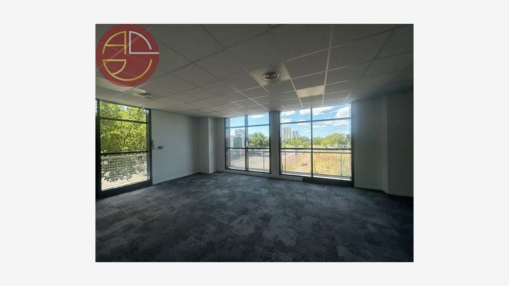 AV bureaux 298m² lumineux Toulouse Sud-Ouest