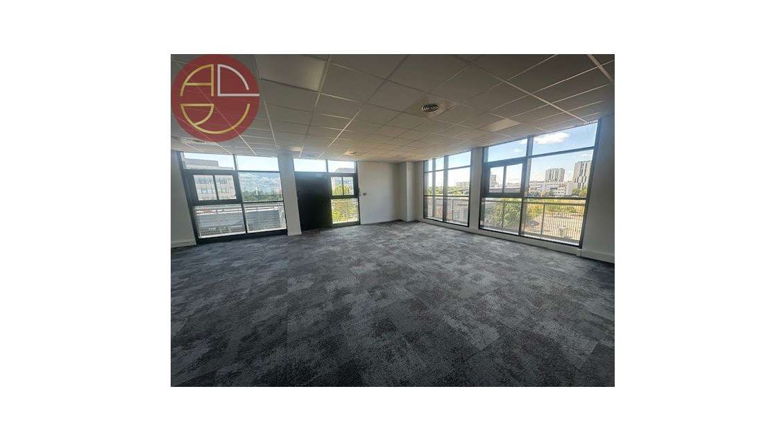 AV bureaux 298m² lumineux Toulouse Sud-Ouest