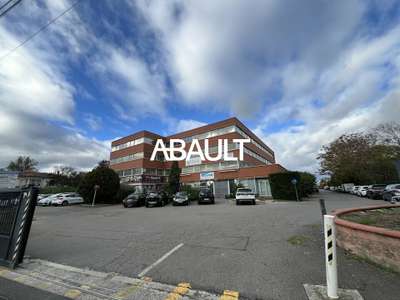 A vendre bureaux 2000m² loués à Toulouse Purpan