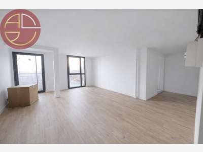 A vendre bureau 93m² RDC Toulouse centre Minimes
