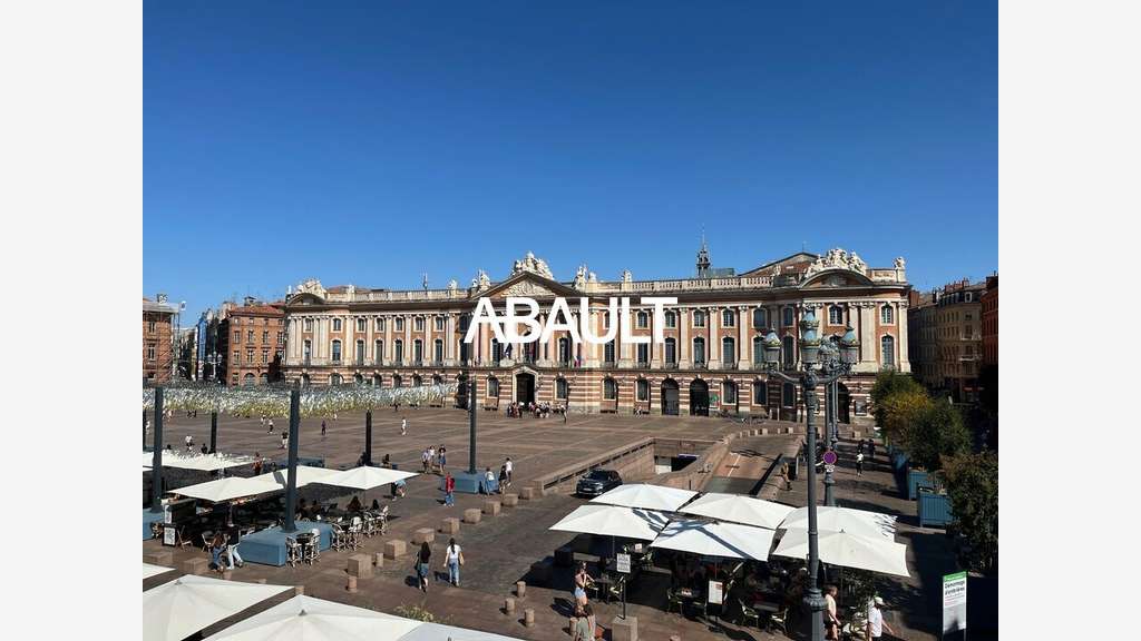 Bureaux 200m² à vendre Toulouse place du Capitole